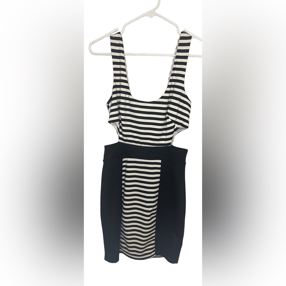 Fredricks Dress Open on sides with Black White Stripes low cut, Fitted Dress